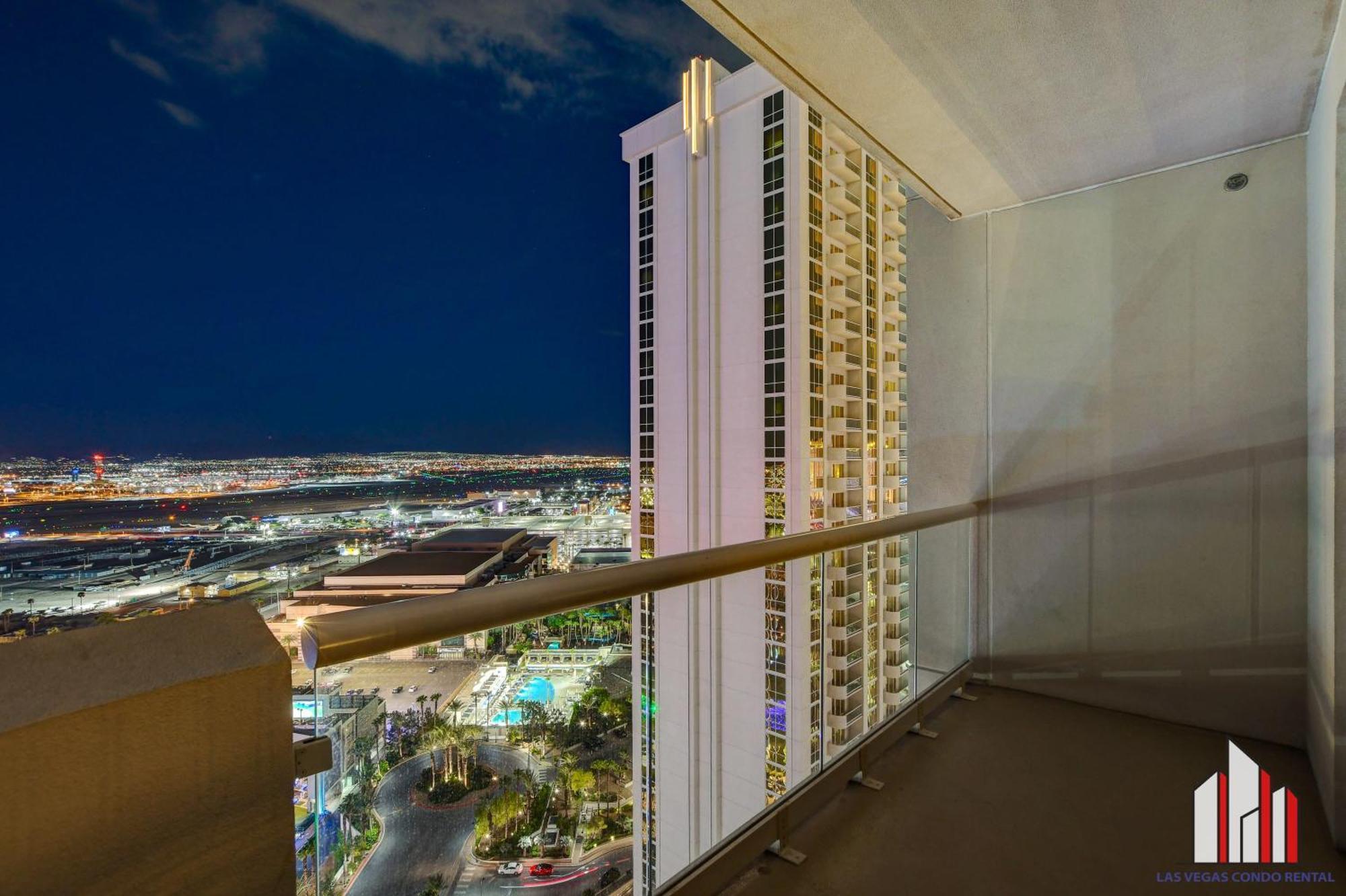 Mgm Signature-28-820 1Br 2Ba F1 Pits View Balcony ラスベガス エクステリア 写真